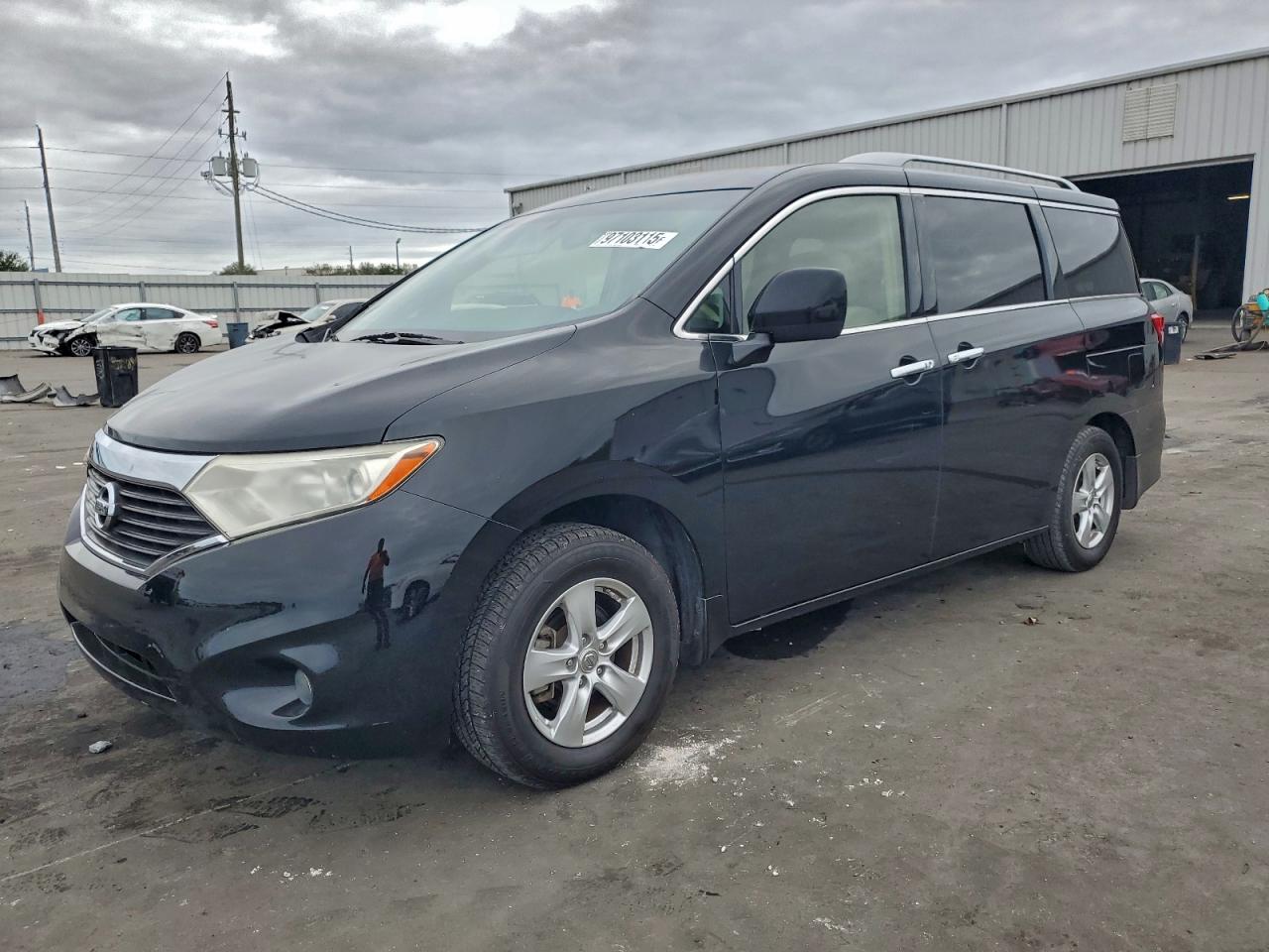 2016 NISSAN QUEST