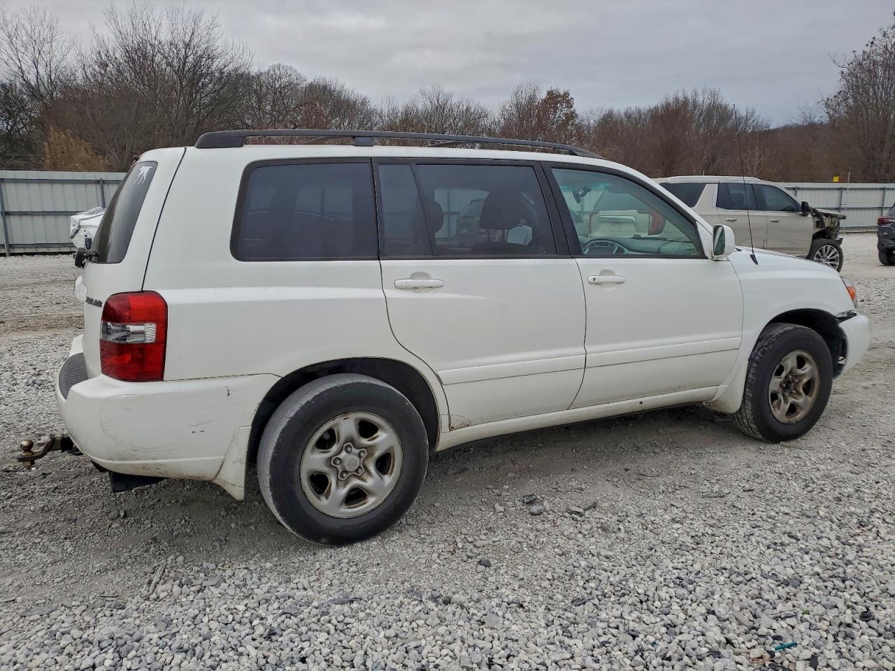 2005 TOYOTA HIGHLANDER photo 3