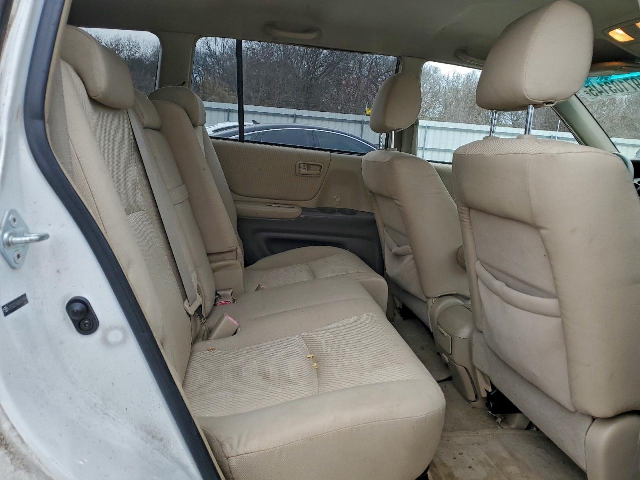 2005 TOYOTA HIGHLANDER photo 11