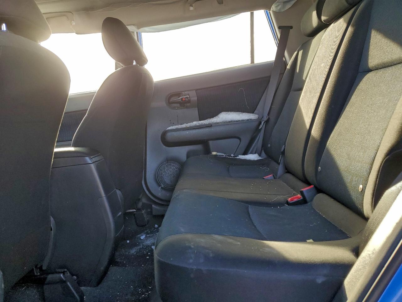 2011 TOYOTA SCION XB photo 19