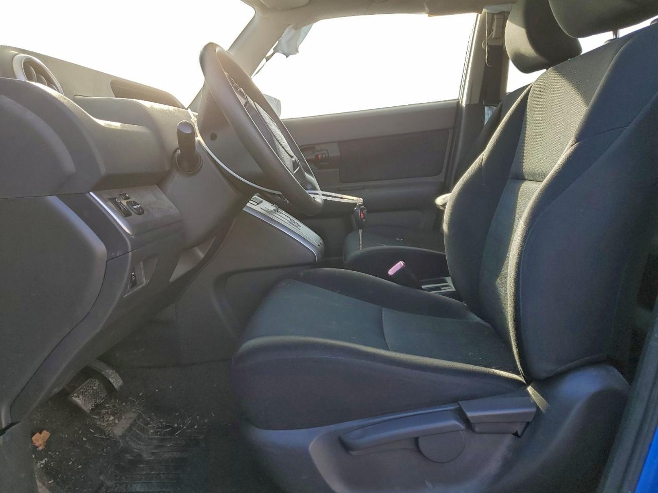 2011 TOYOTA SCION XB photo 13