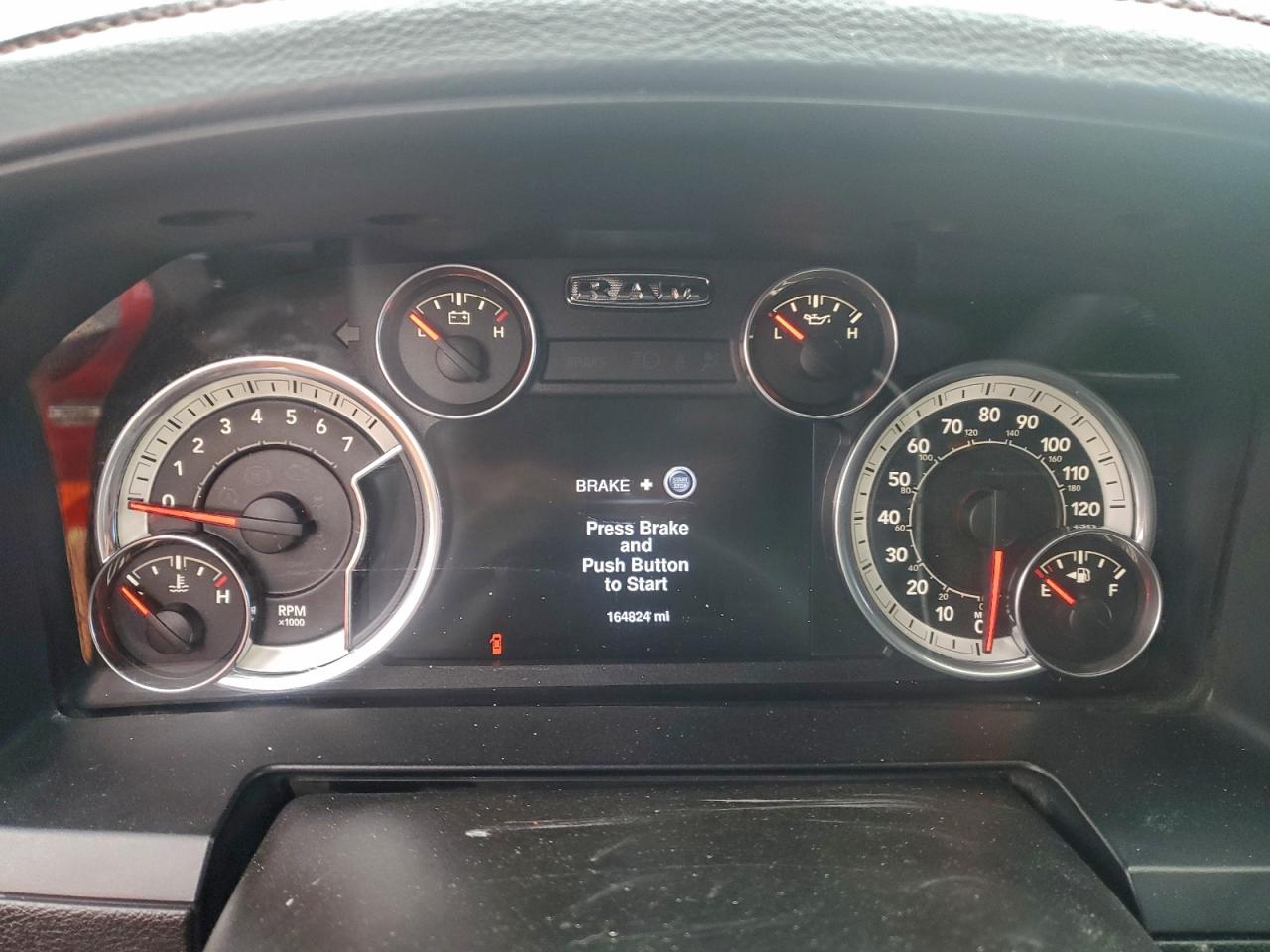 2016 RAM 1500 SPORT photo 17