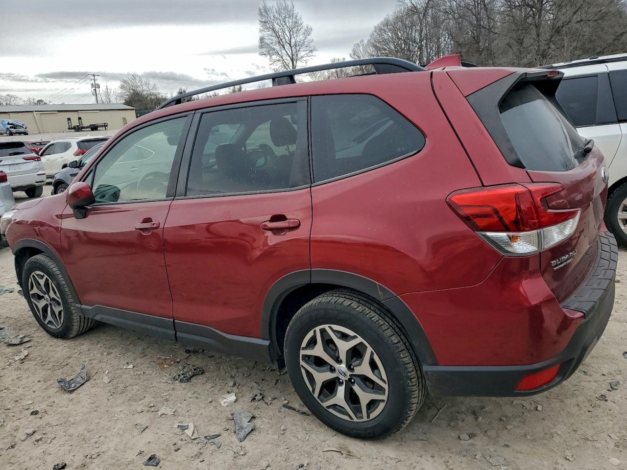 2020 SUBARU FORESTER PREMIUM photo 3
