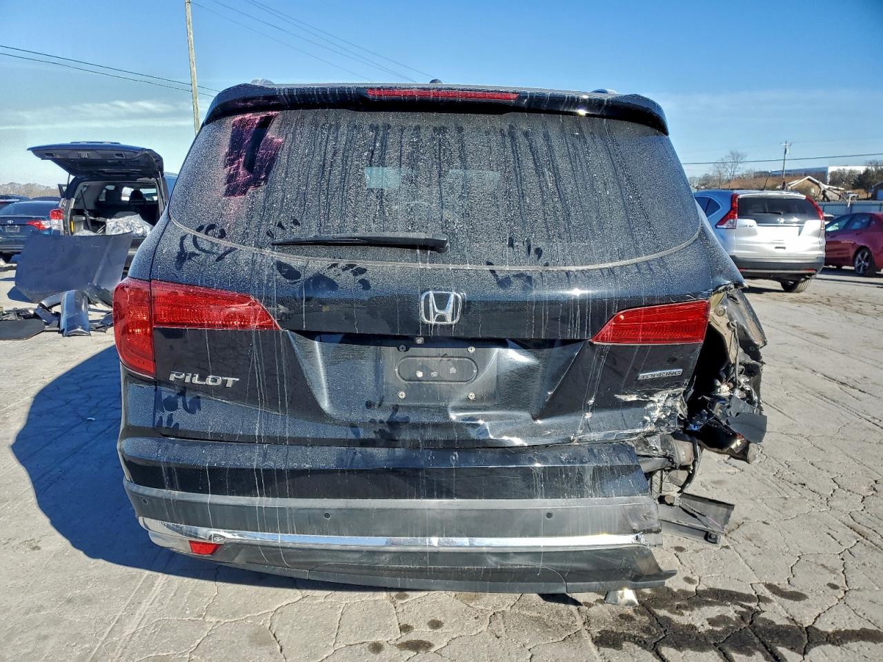 2016 HONDA PILOT TOURING photo 11