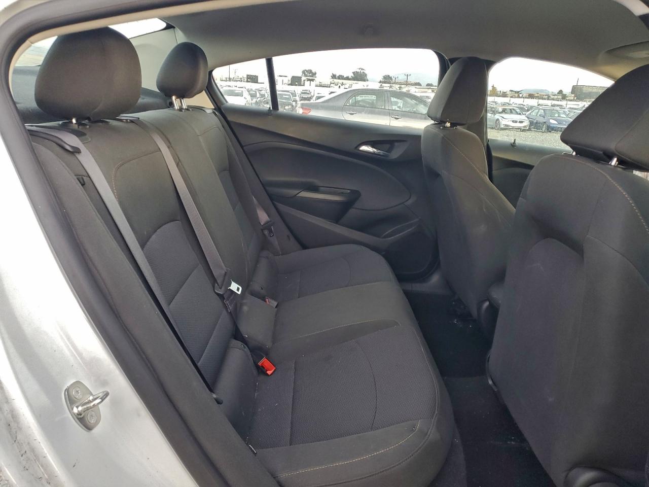 2017 CHEVROLET CRUZE LS photo 10