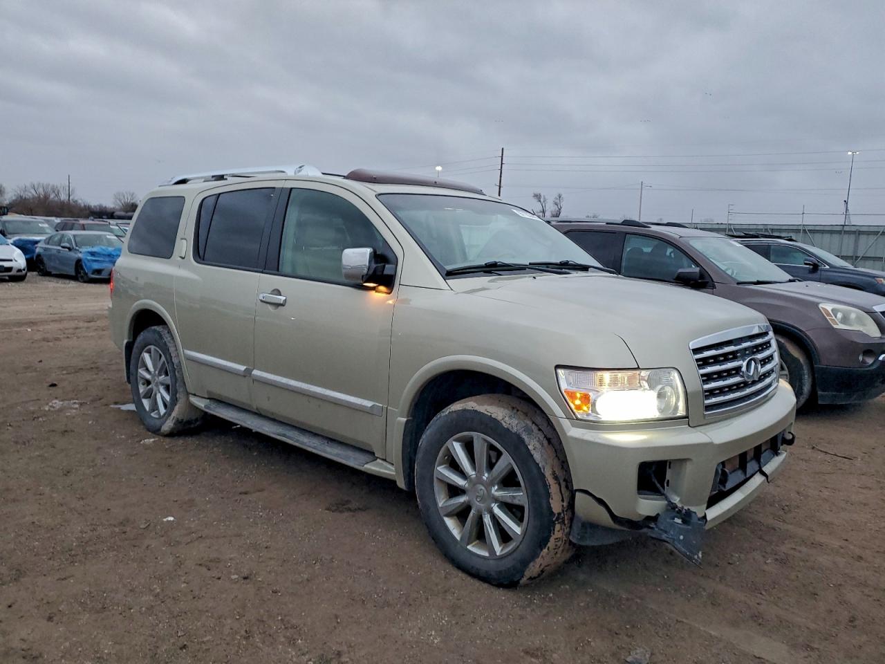 2008 INFINITI QX56 photo 4