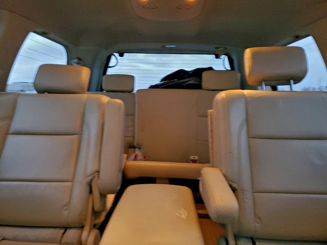 2008 INFINITI QX56 photo 10