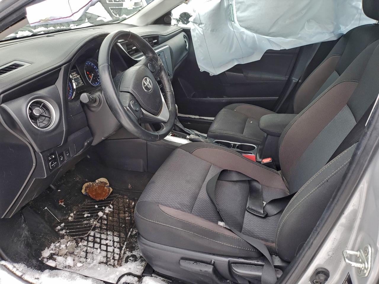 2019 TOYOTA COROLLA L photo 7