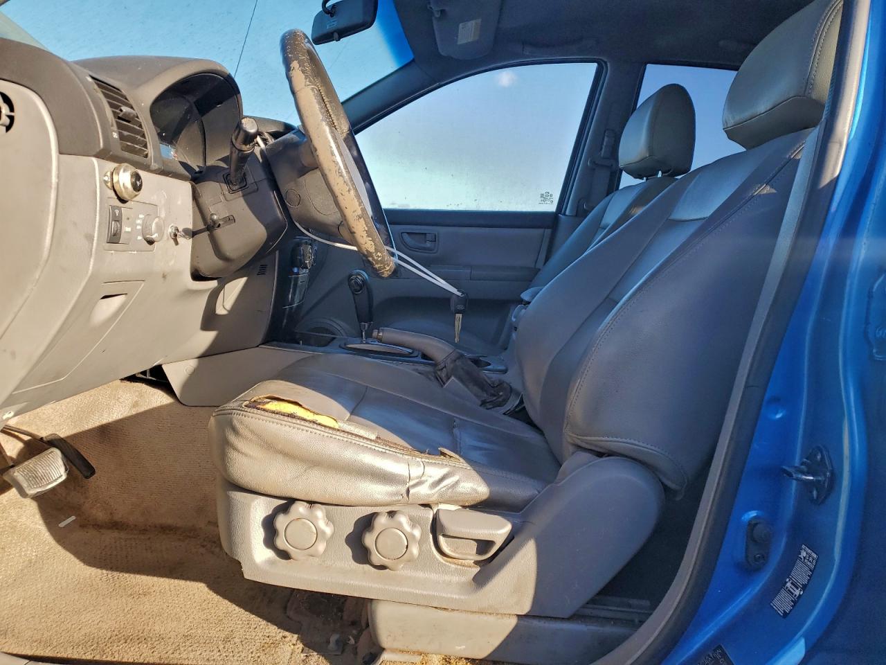 2005 KIA SORENTO EX photo 7