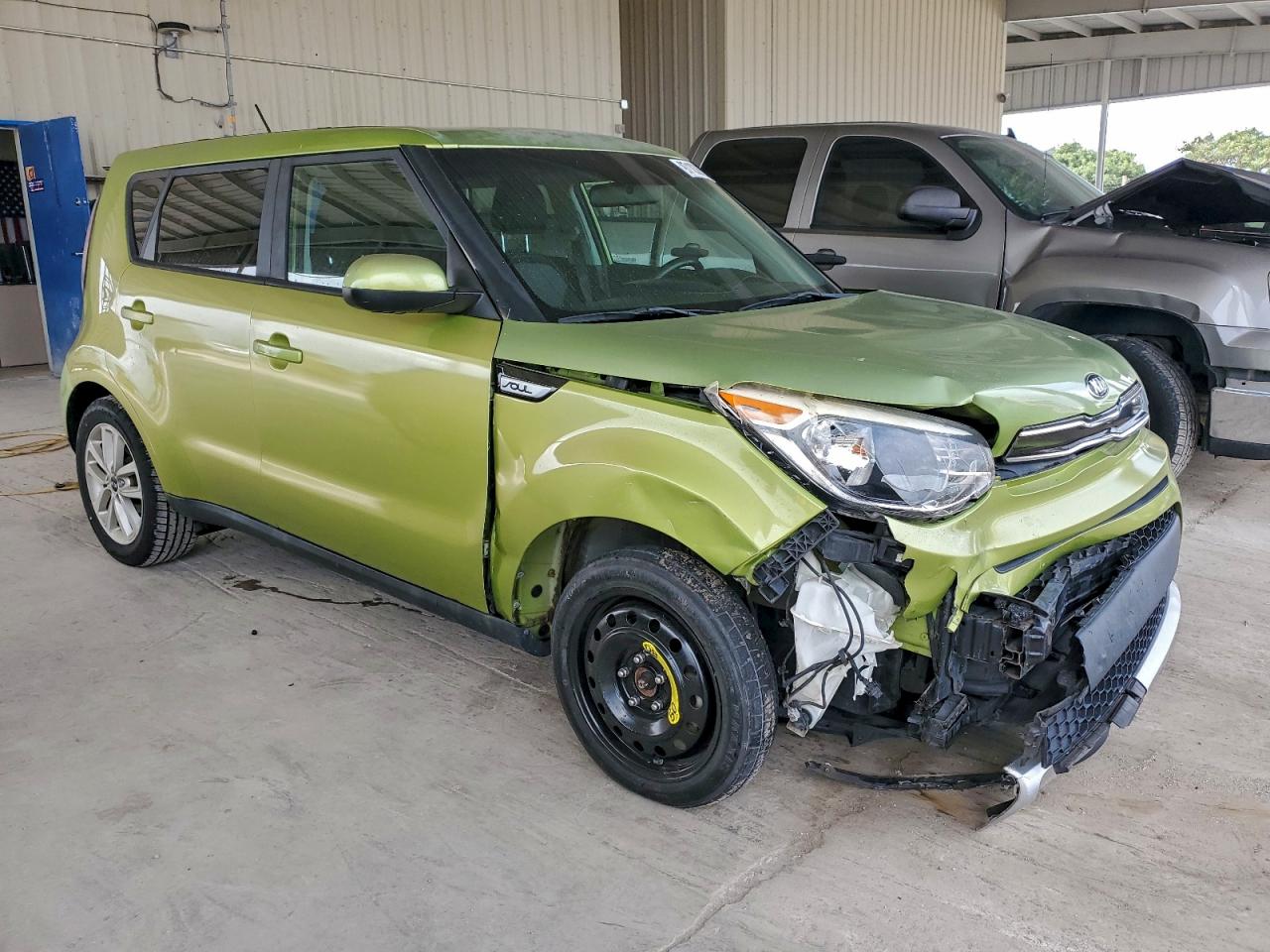 2017 KIA SOUL + photo 4