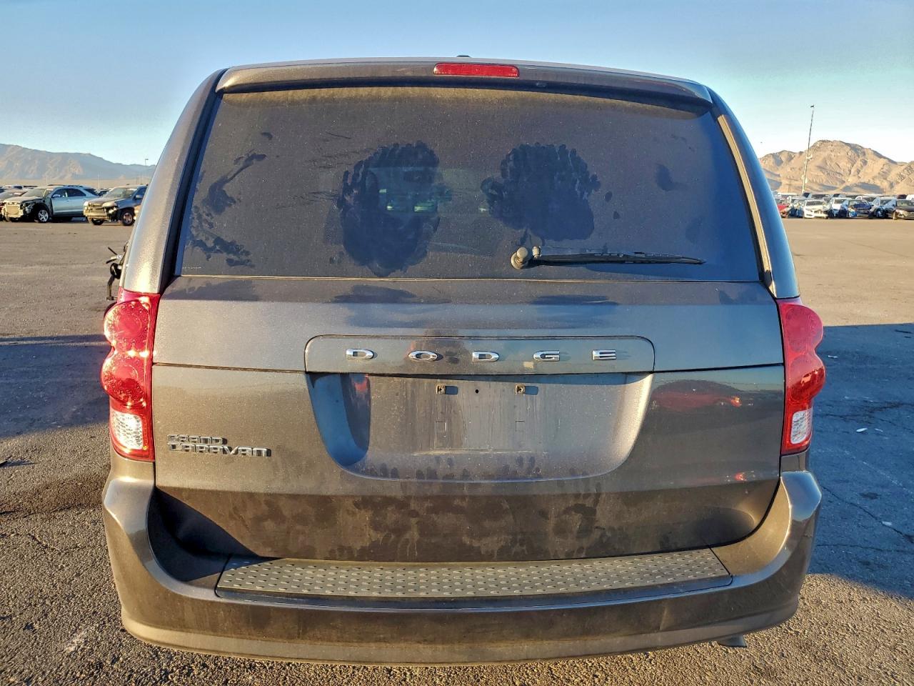2015 DODGE GRAND CARAVAN SE photo 16