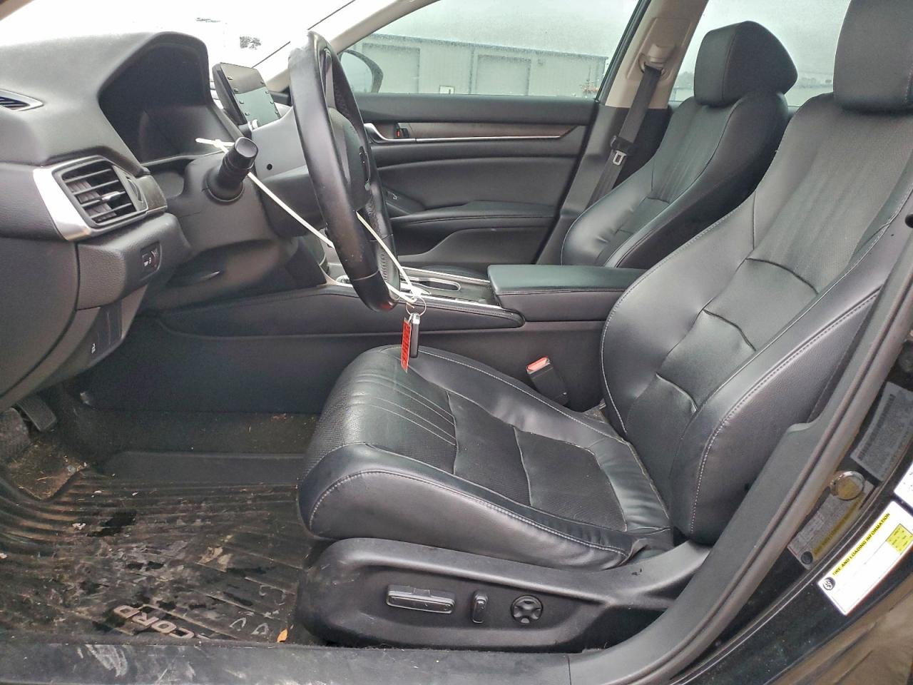 2018 HONDA ACCORD EXL photo 13