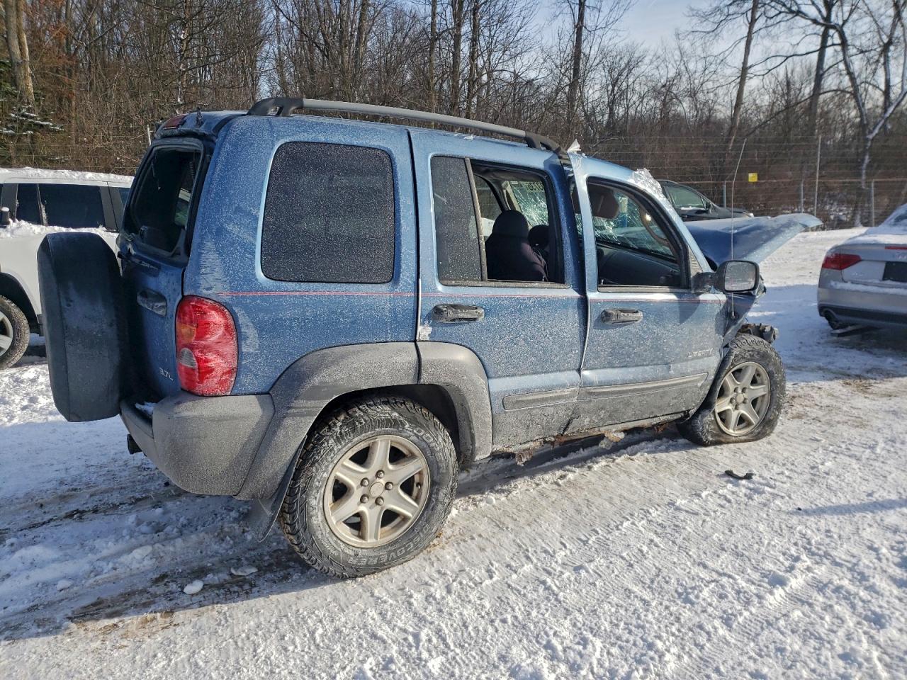 2004 JEEP LIBERTY SPORT photo 3