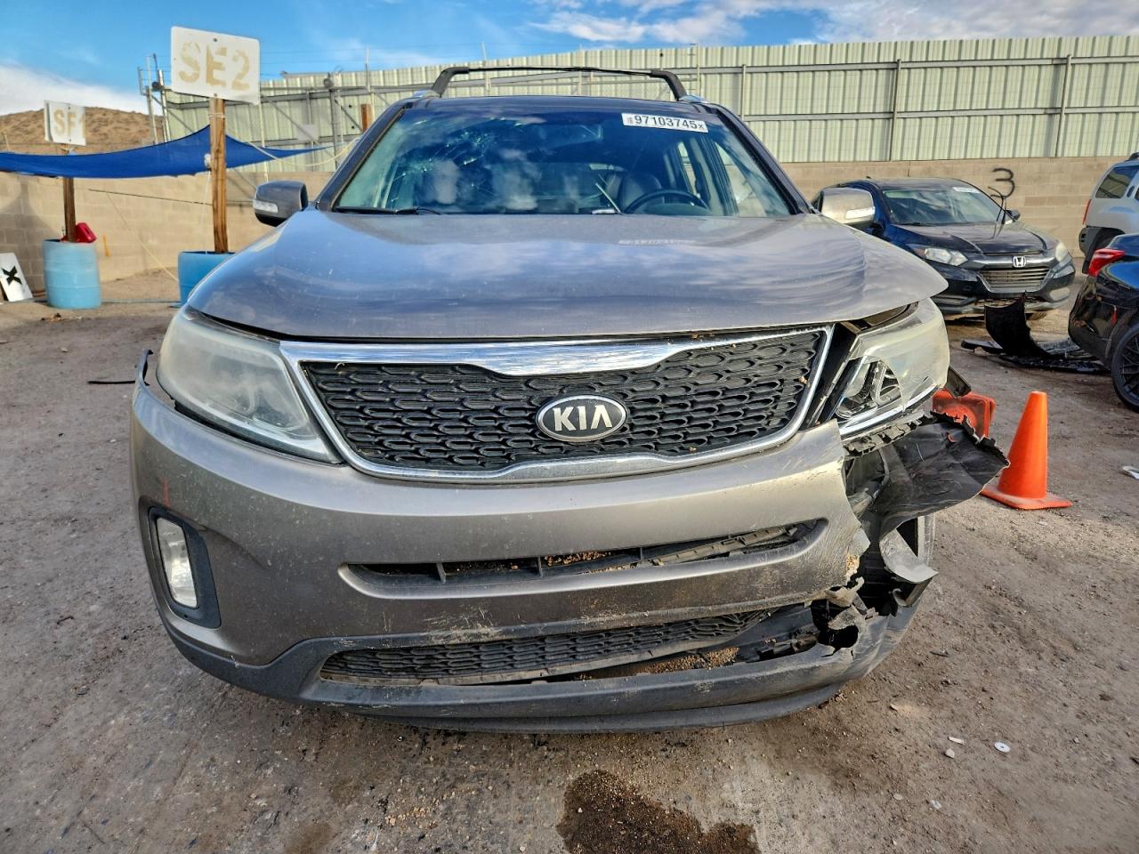 2014 KIA SORENTO EX photo 5