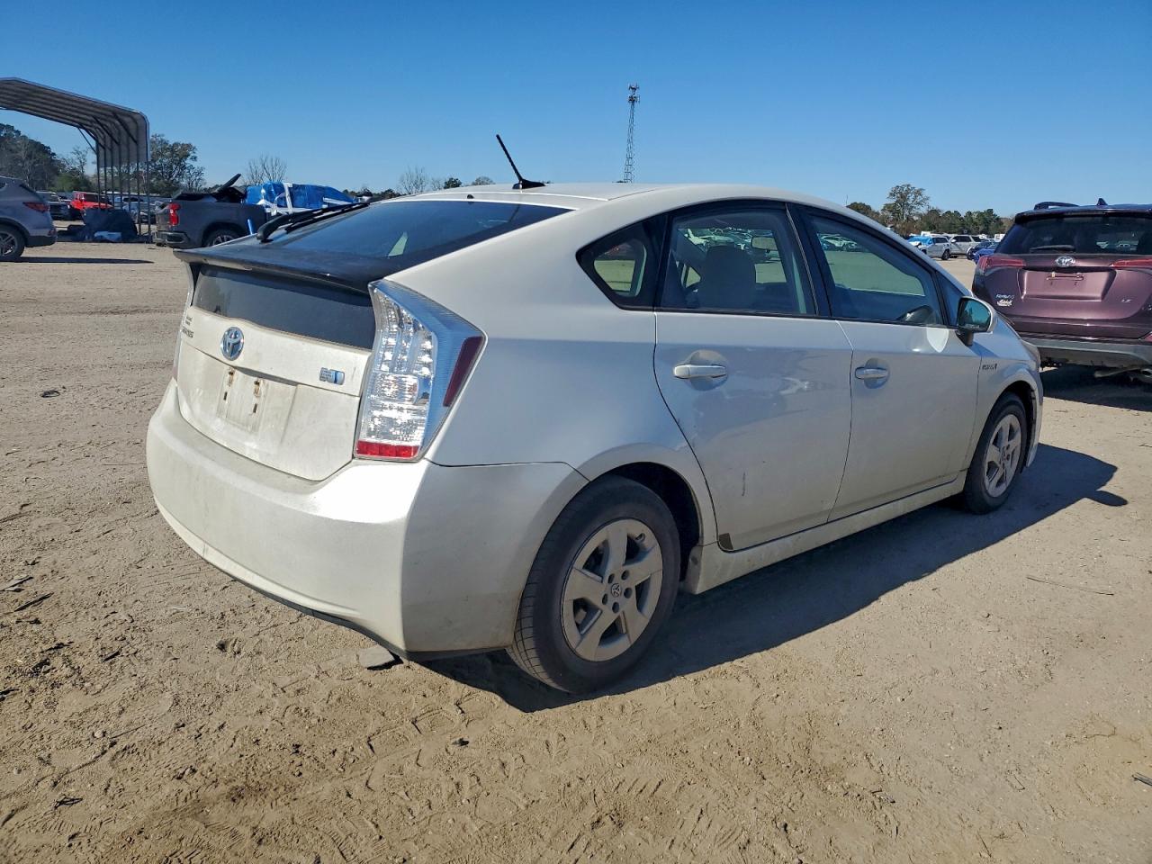 2011 TOYOTA PRIUS photo 5