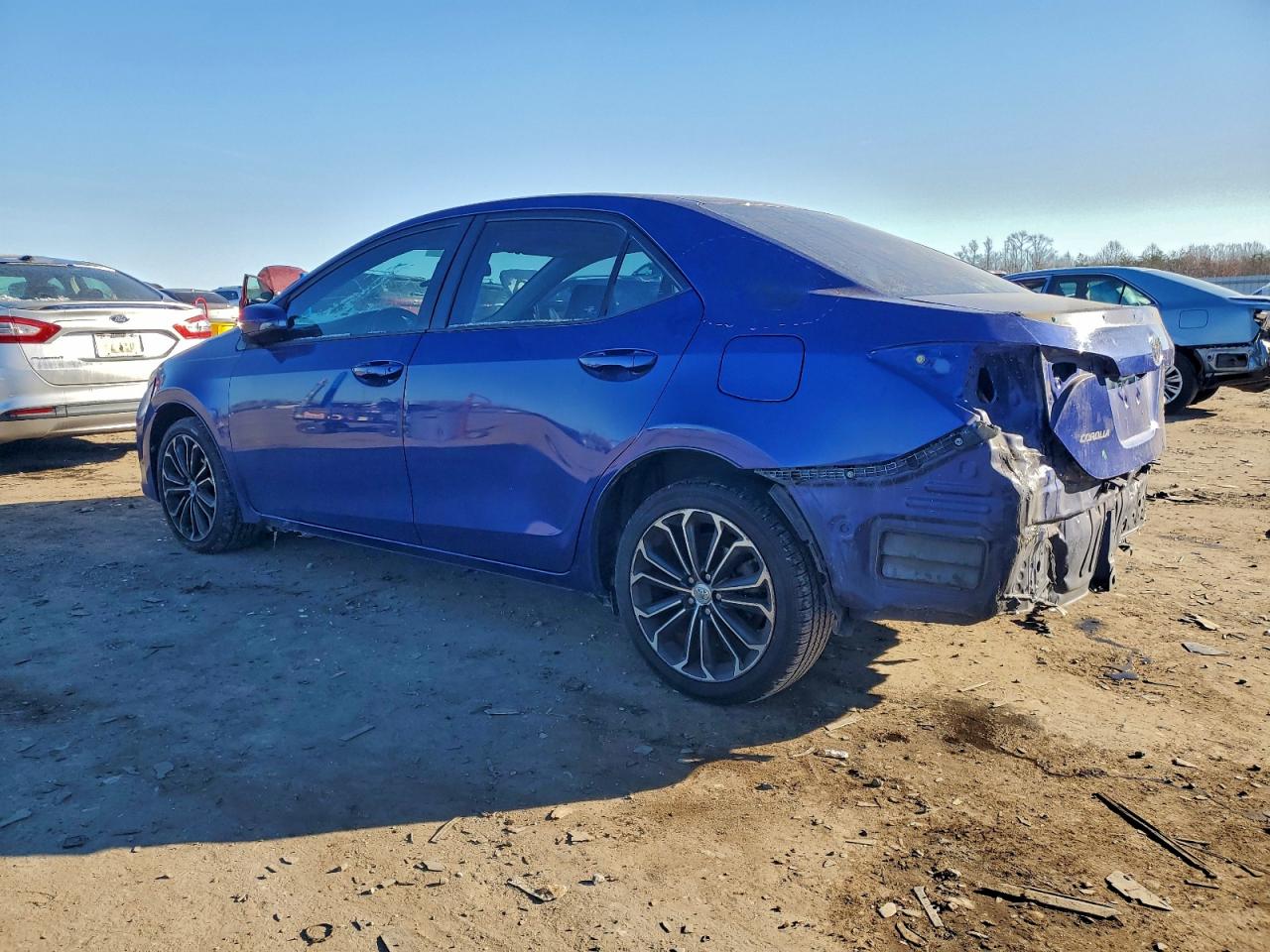 2014 TOYOTA COROLLA L photo 3