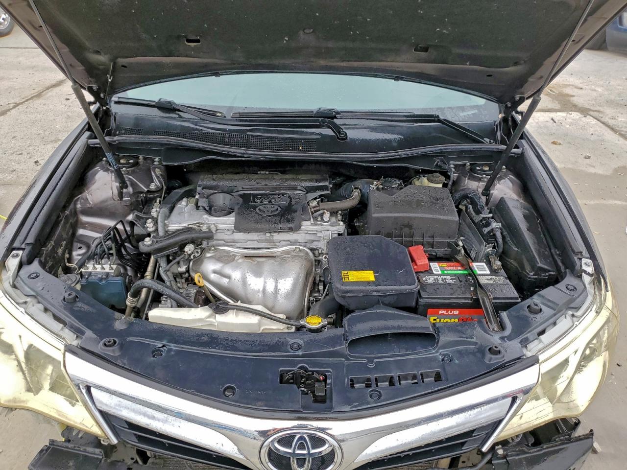 2014 TOYOTA CAMRY L photo 21