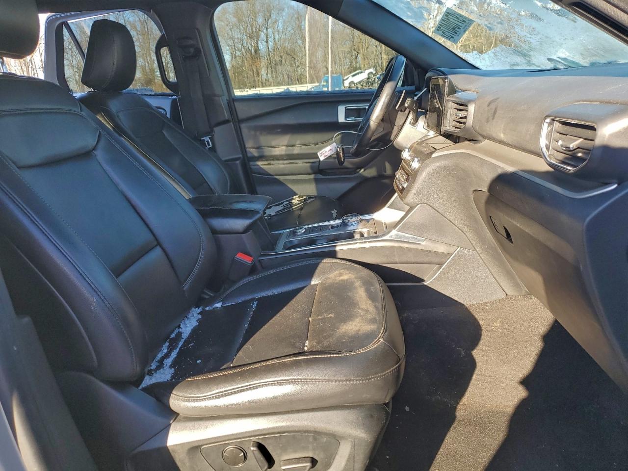 2020 FORD EXPLORER XLT photo 13