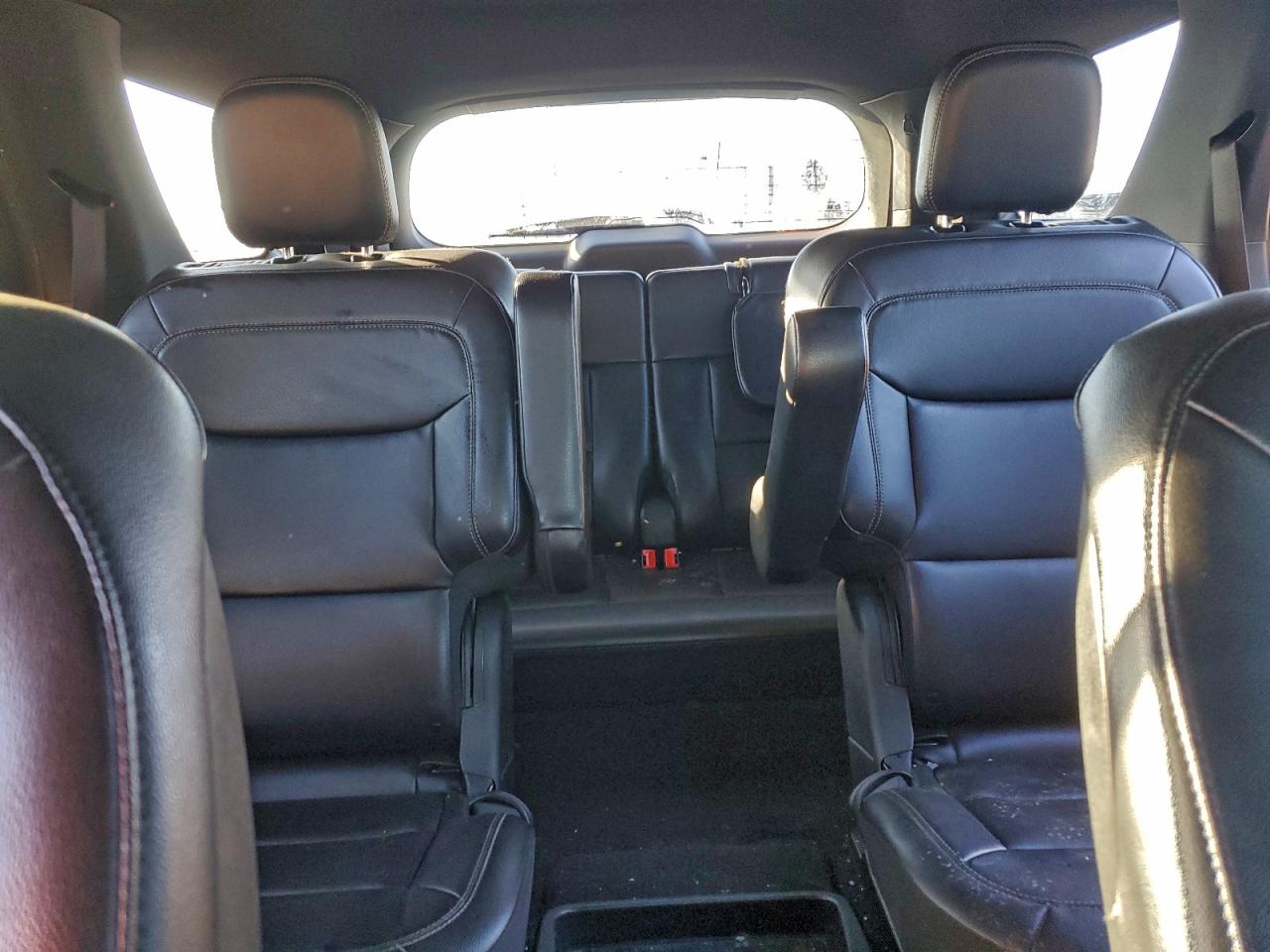 2020 FORD EXPLORER XLT photo 19