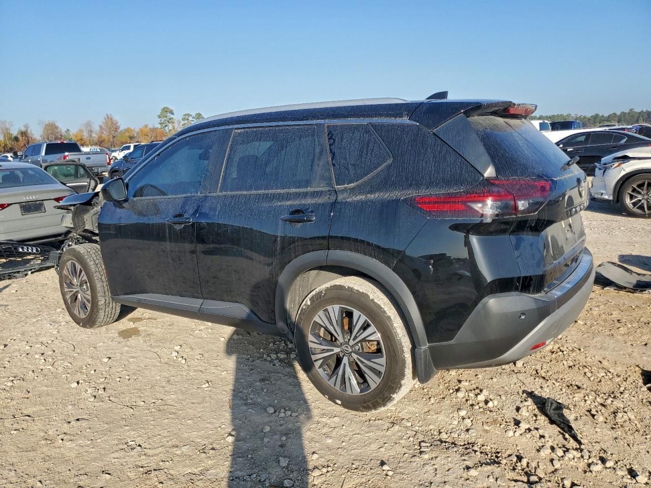2023 NISSAN ROGUE SV photo 2