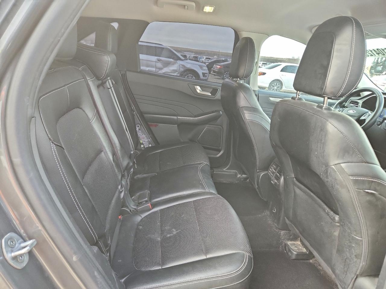 2022 FORD ESCAPE SEL photo 10