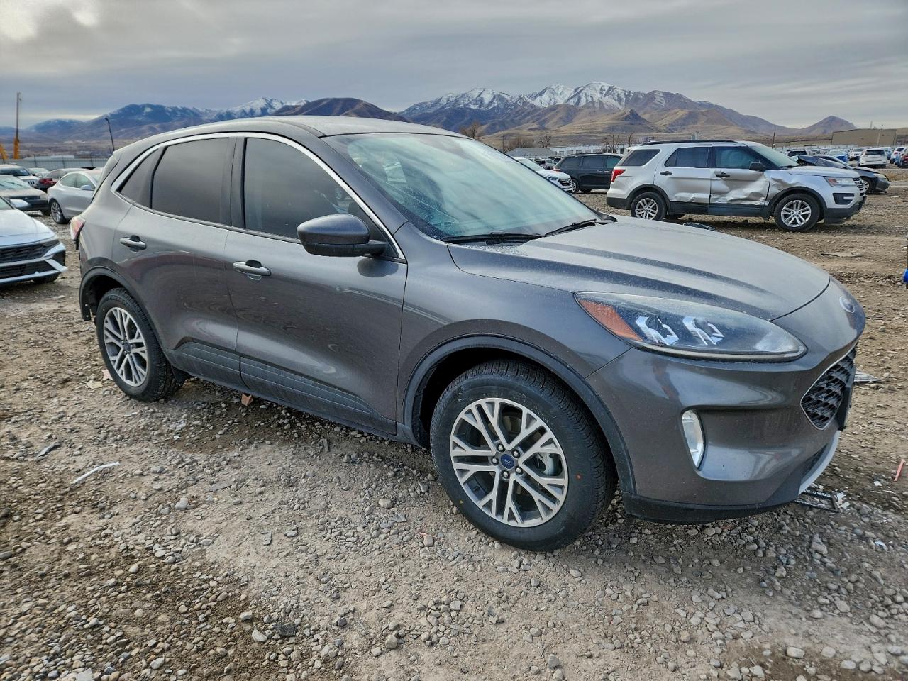 2022 FORD ESCAPE SEL photo 4
