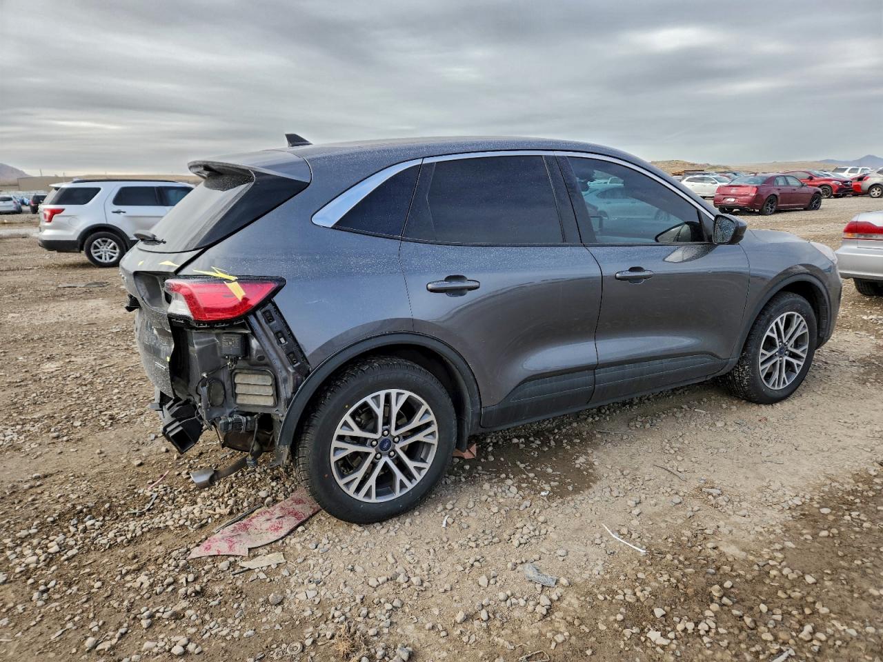 2022 FORD ESCAPE SEL photo 3