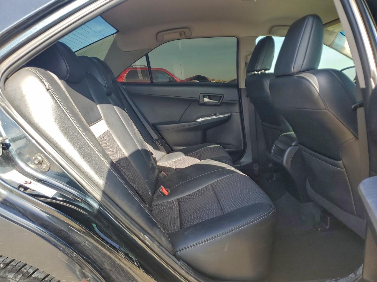 2013 TOYOTA CAMRY L photo 19
