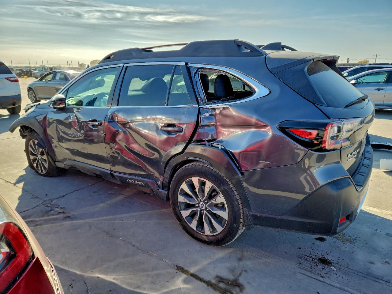 2025 SUBARU OUTBACK LIMITED photo 2