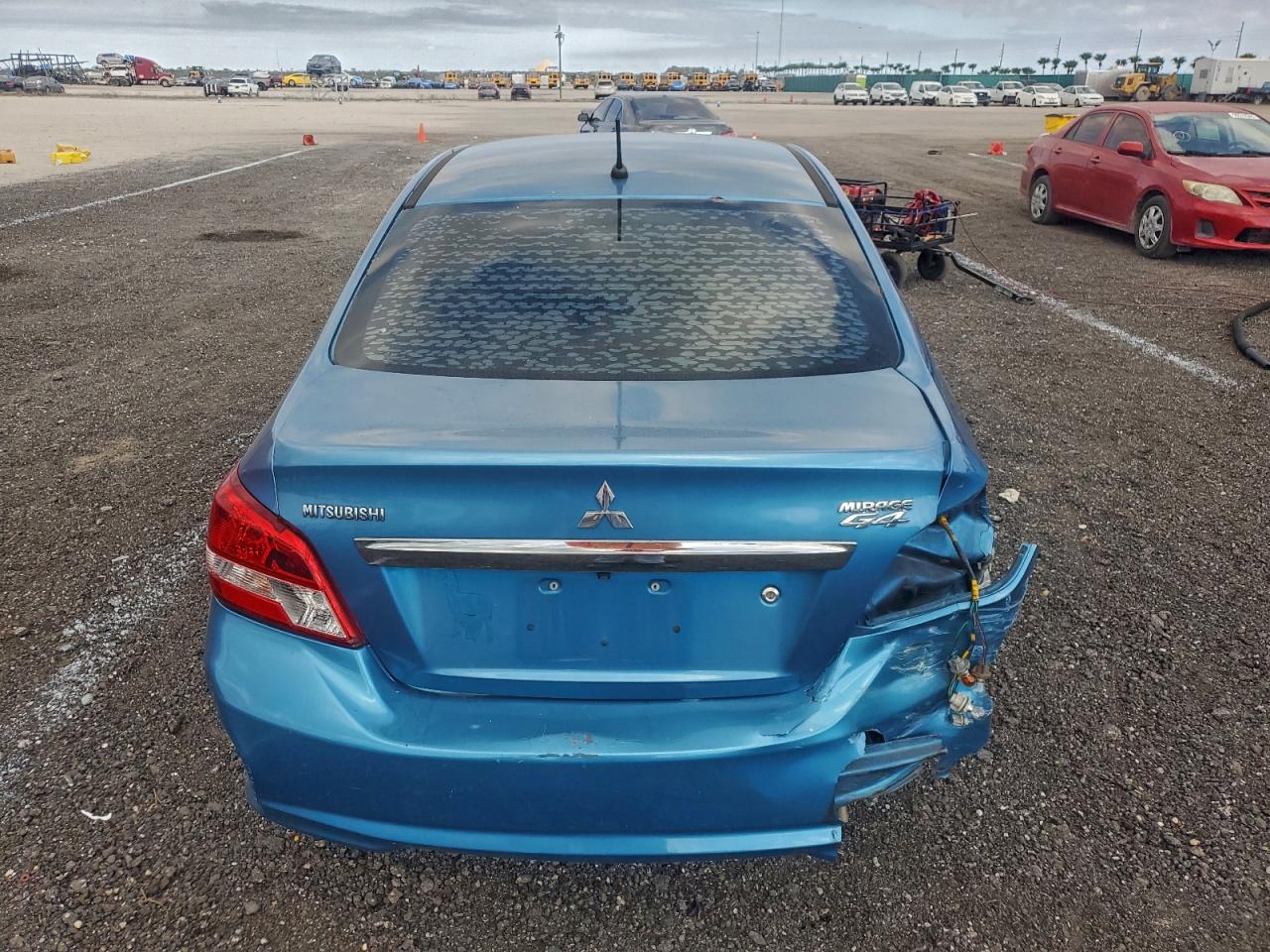 2018 MITSUBISHI MIRAGE G4 ES photo 6