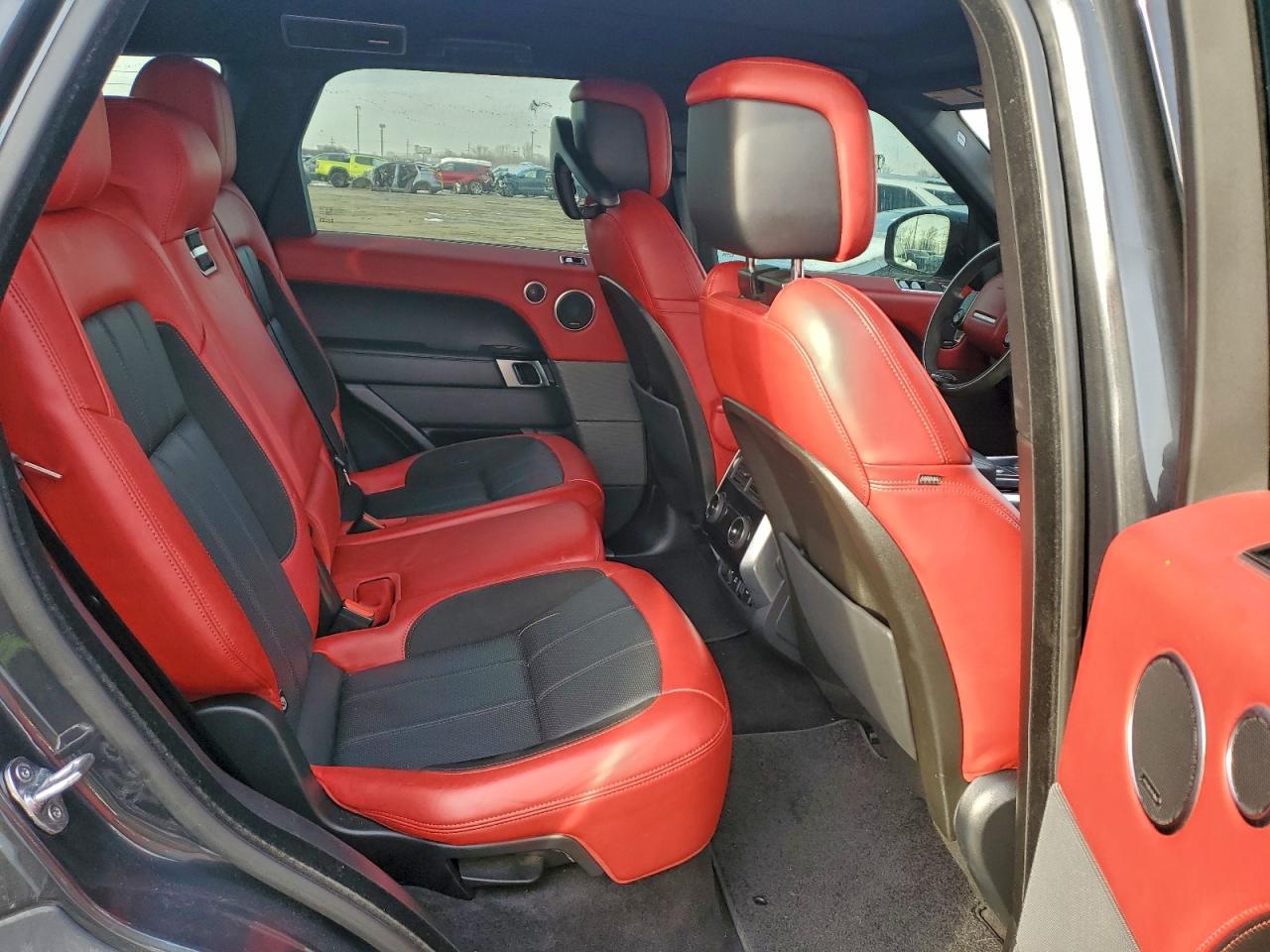 2020 LAND ROVER RANGE ROVER SPORT HST photo 31