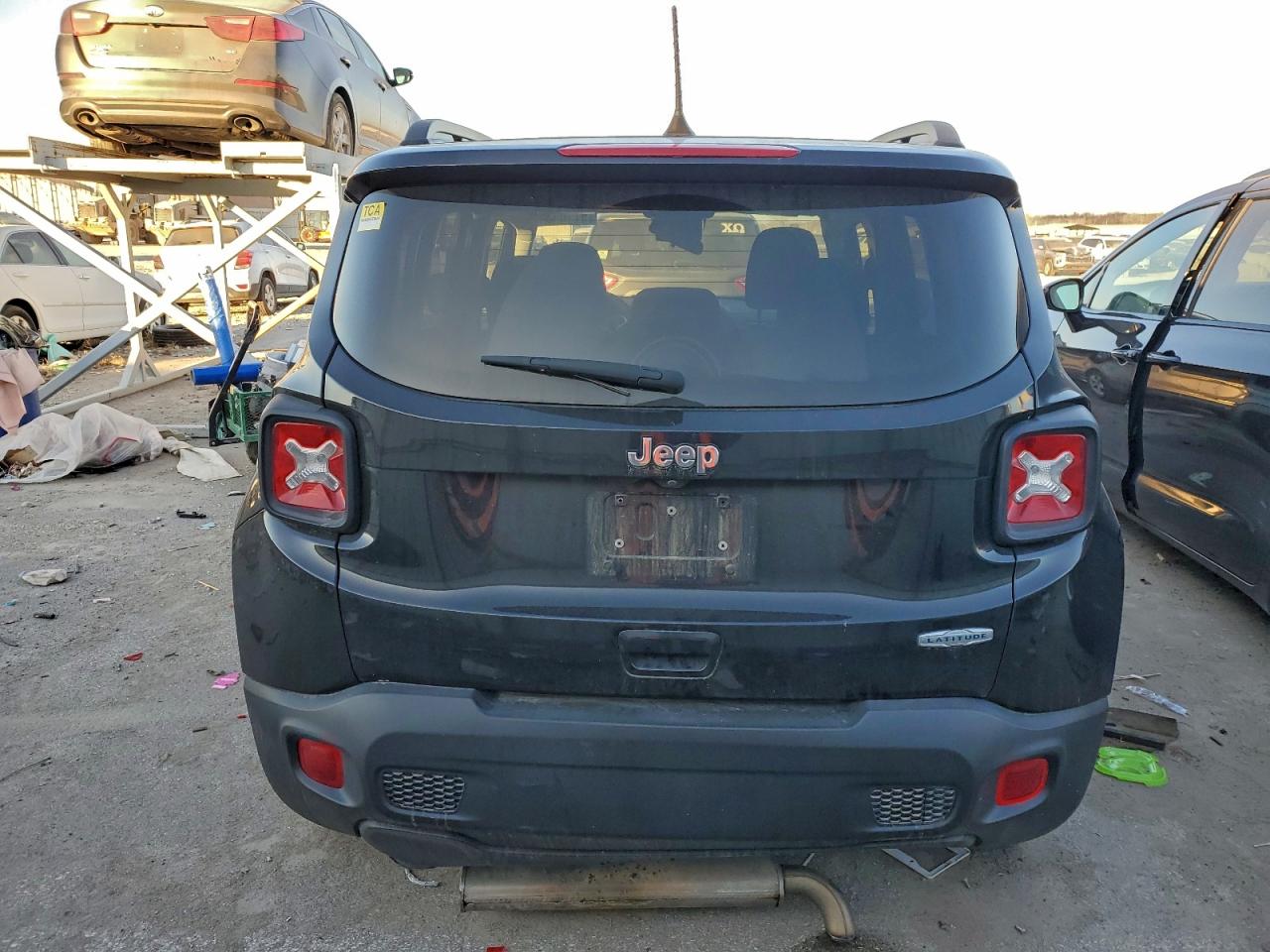 2019 JEEP RENEGADE LATITUDE photo 6
