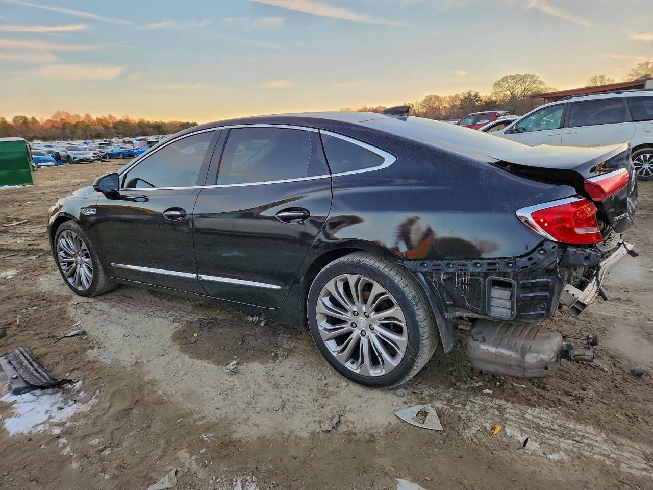 2017 BUICK LACROSSE PREMIUM photo 4