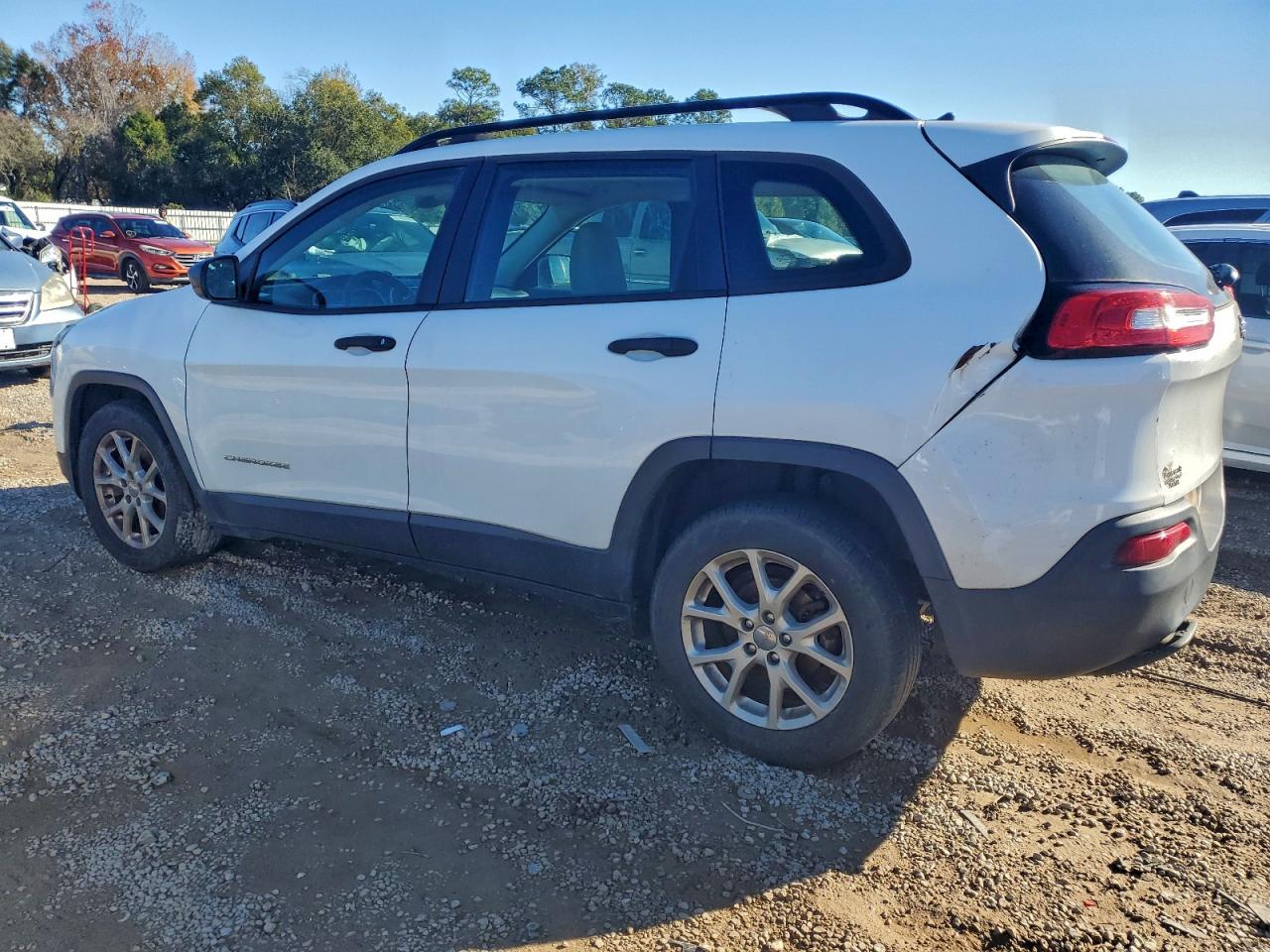 2015 JEEP CHEROKEE SPORT photo 3