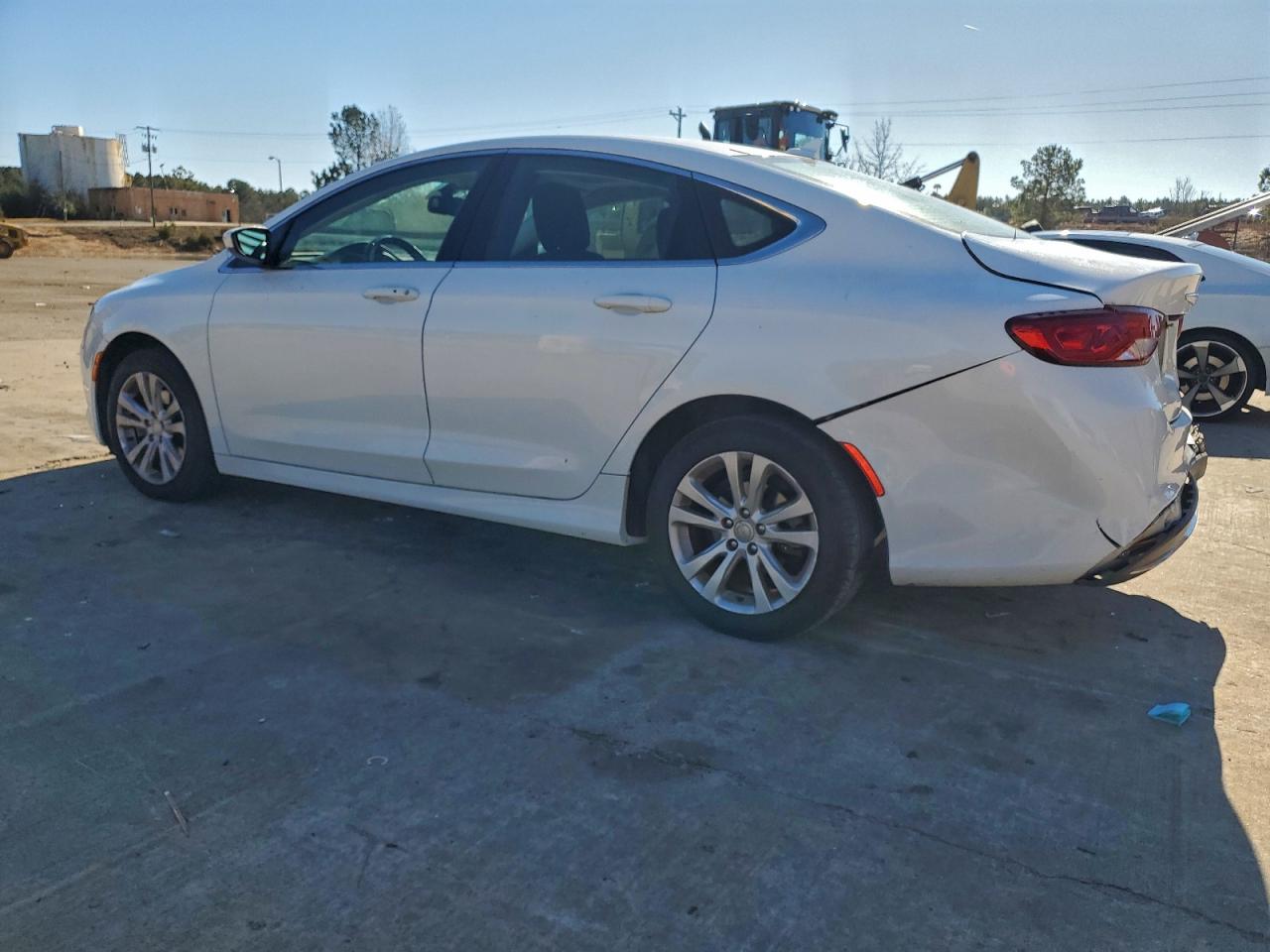2016 CHRYSLER 200 LIMITED photo 3
