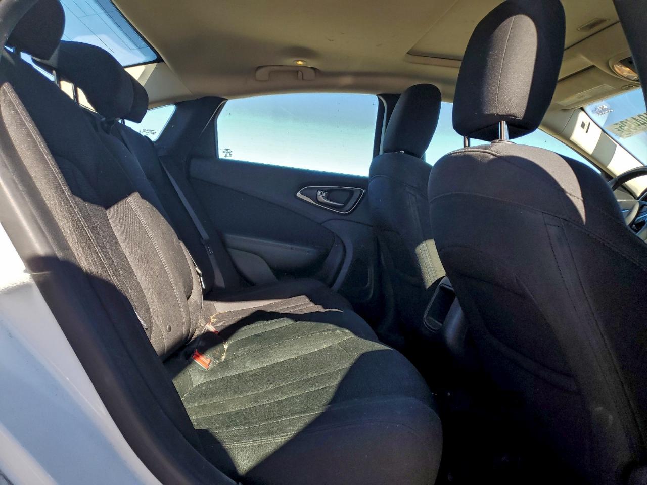 2016 CHRYSLER 200 LIMITED photo 19