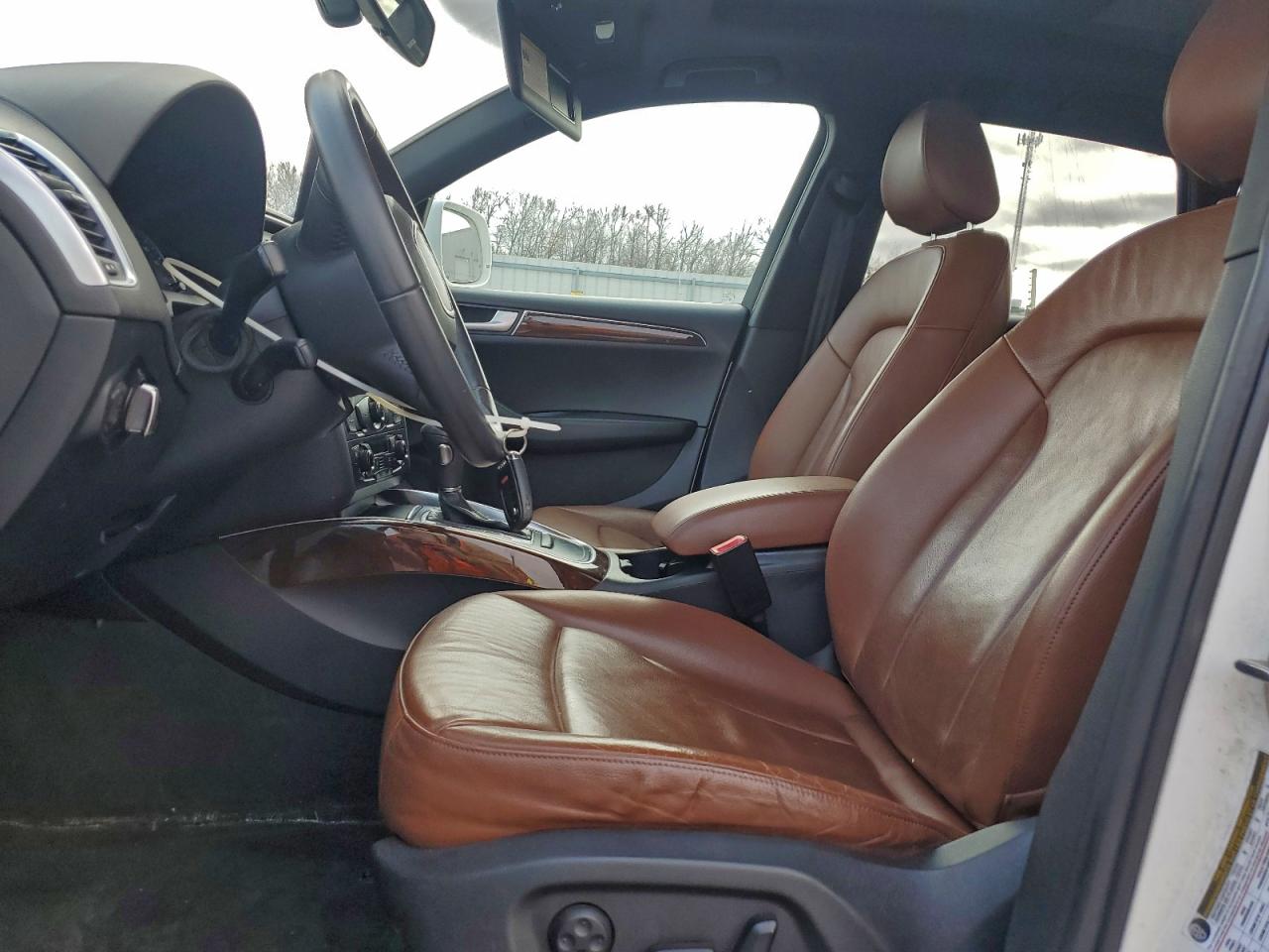 2012 AUDI Q5 PREMIUM photo 7