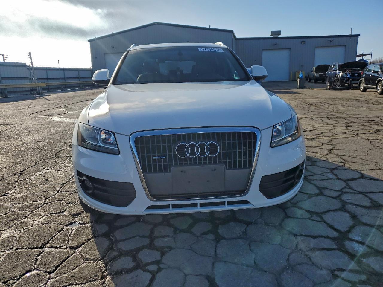 2012 AUDI Q5 PREMIUM photo 5