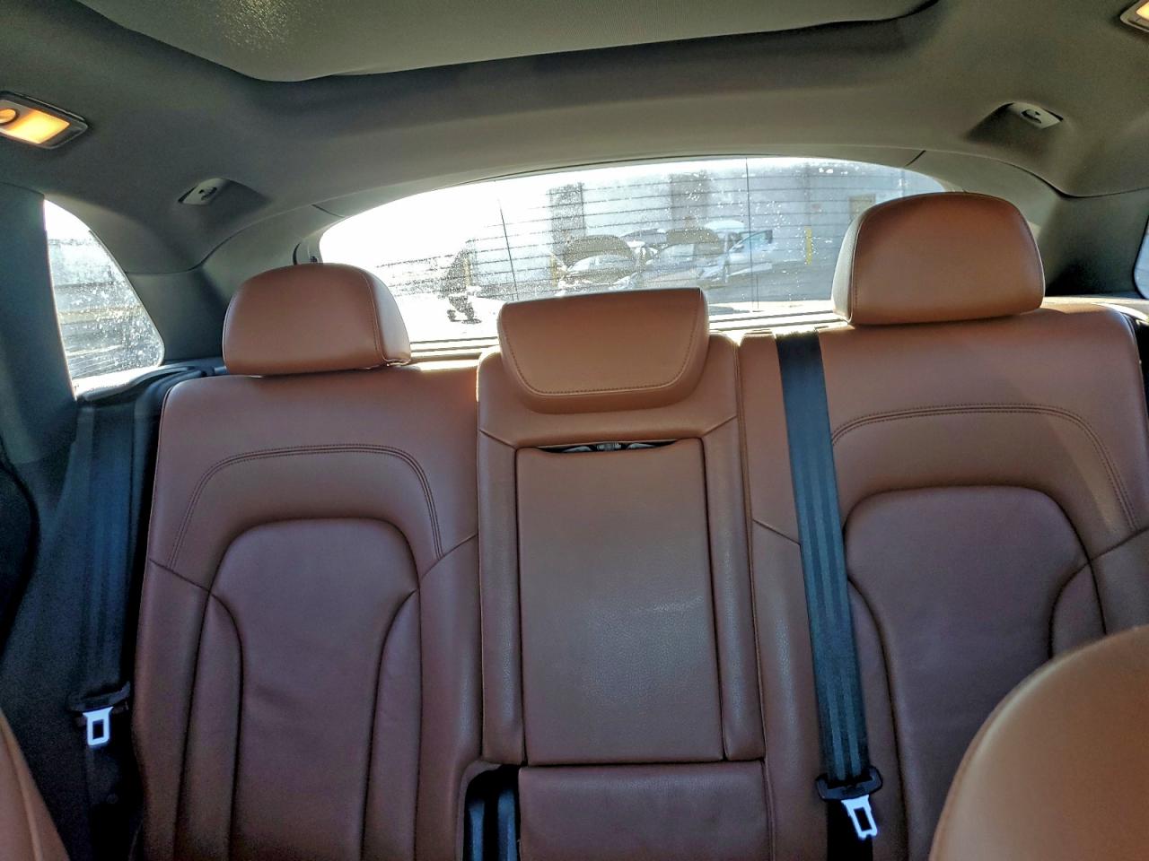 2012 AUDI Q5 PREMIUM photo 10