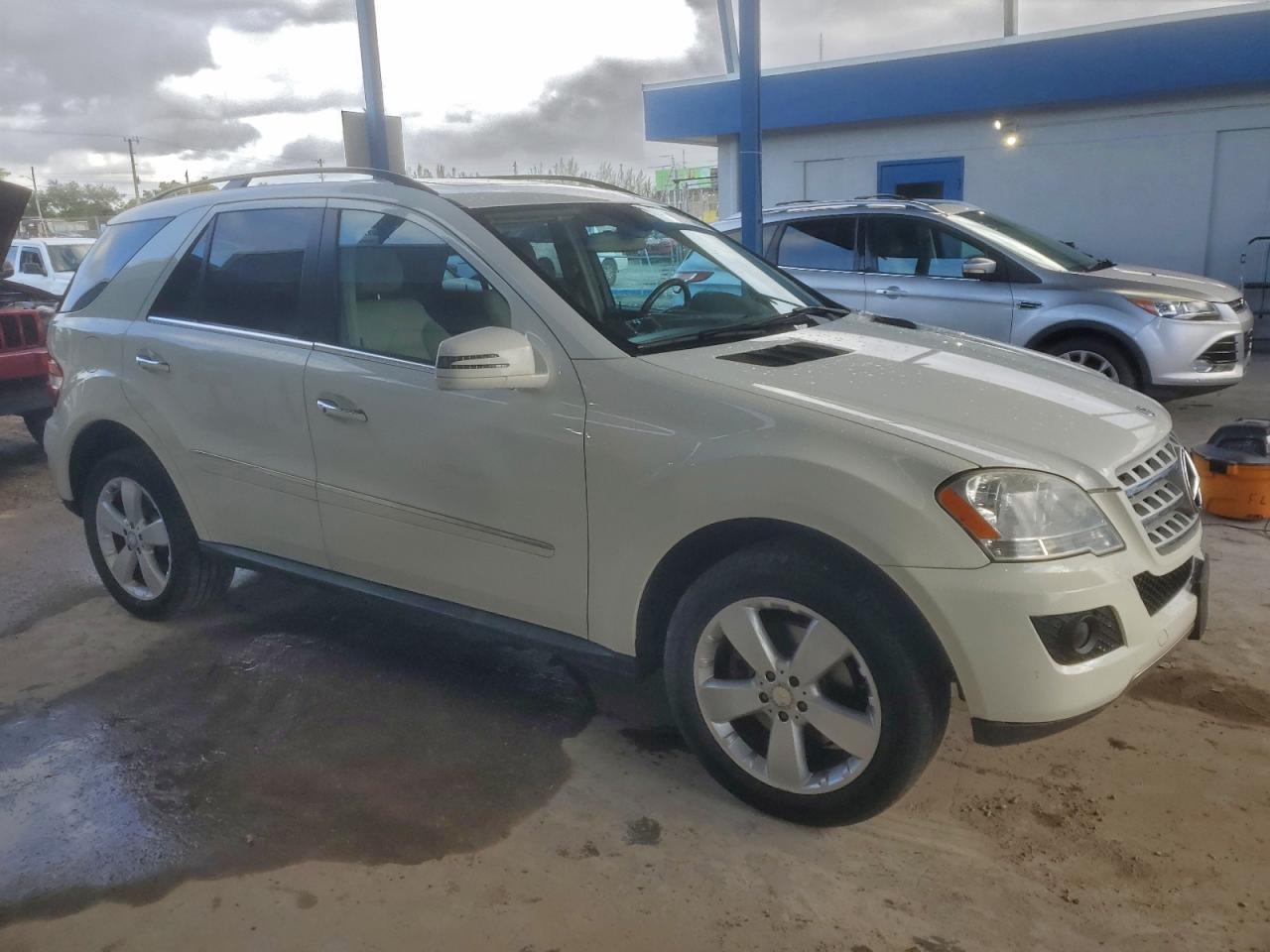 2011 MERCEDES-BENZ ML 350 4MATIC photo 7