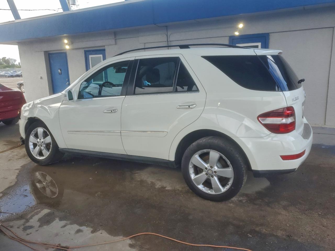 2011 MERCEDES-BENZ ML 350 4MATIC photo 3