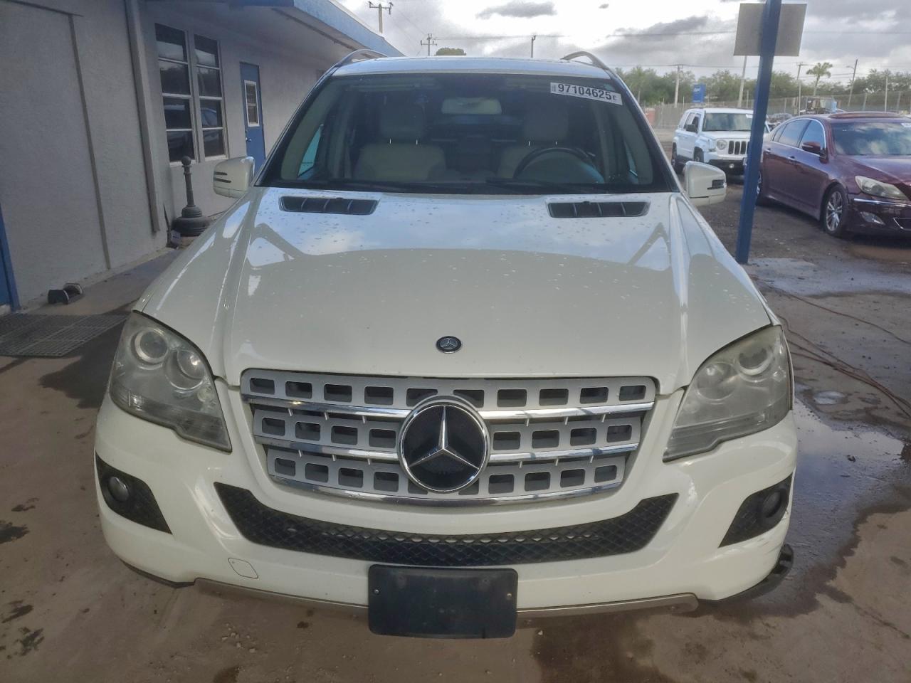 2011 MERCEDES-BENZ ML 350 4MATIC photo 9