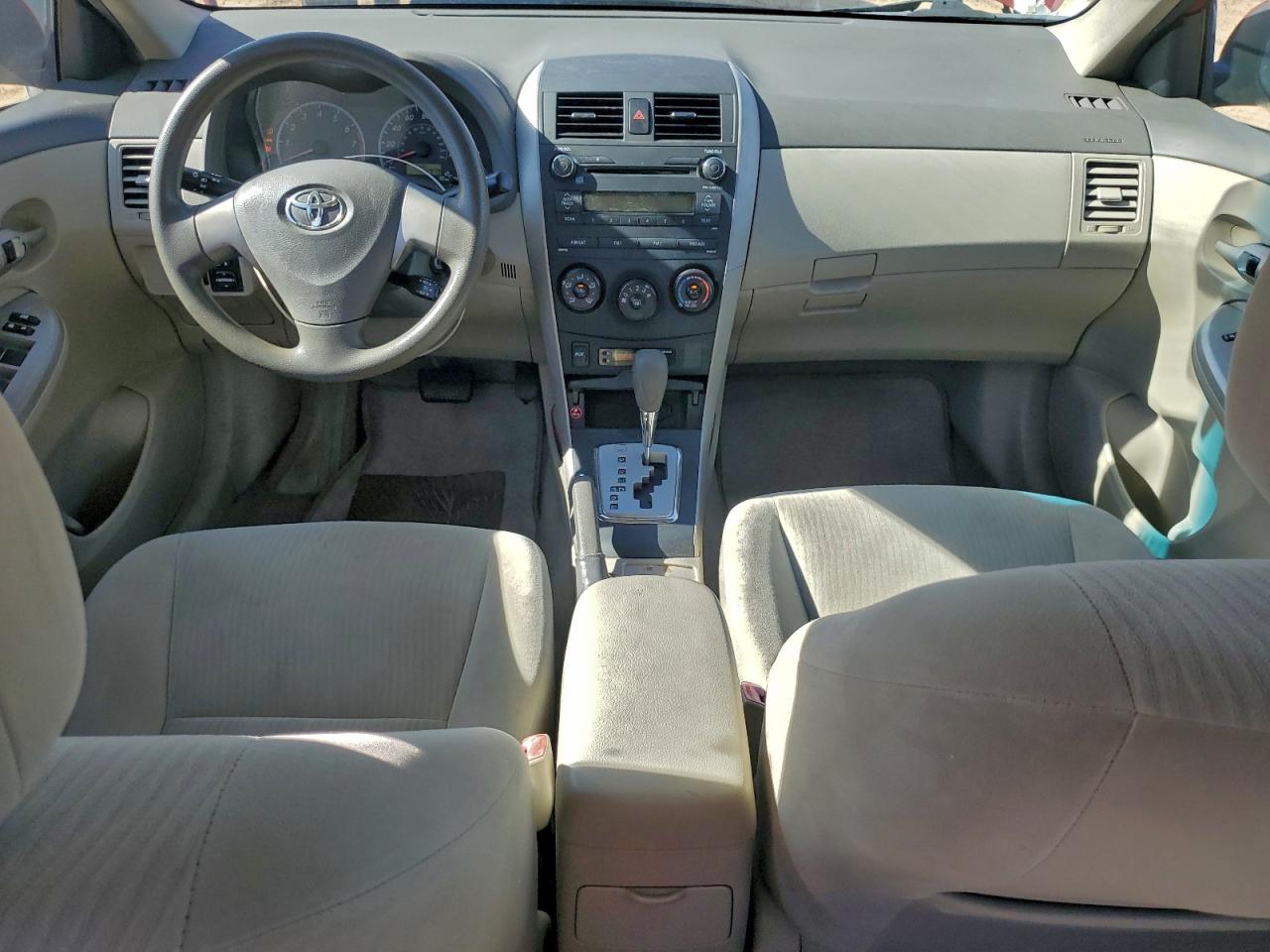 2010 TOYOTA COROLLA BASE photo 15