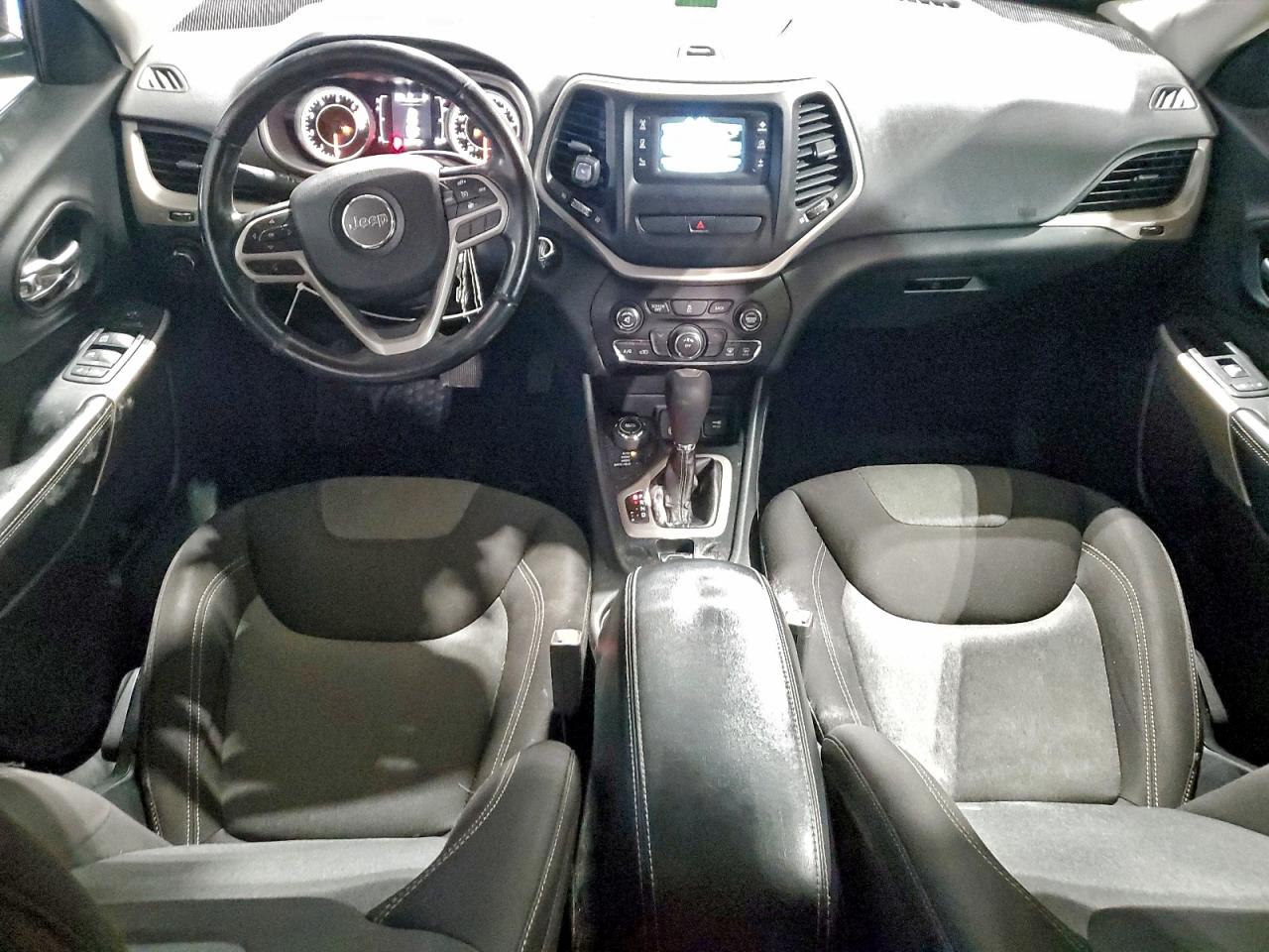2017 JEEP CHEROKEE SPORT photo 8