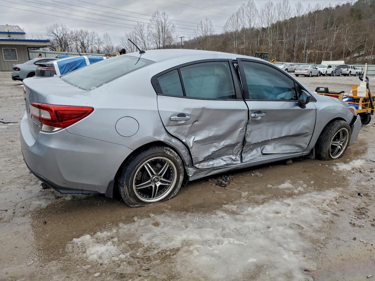 2019 SUBARU IMPREZA photo 3