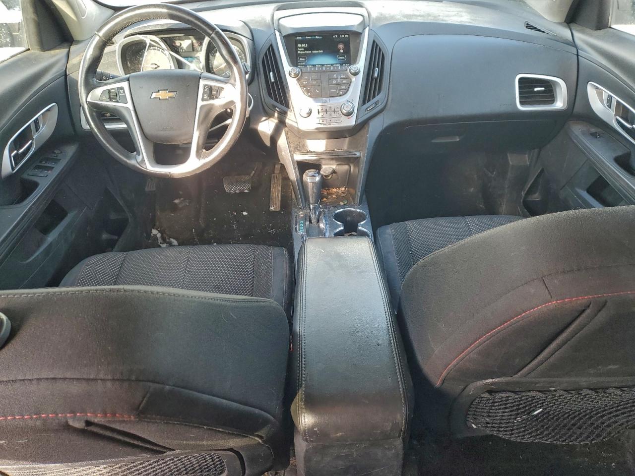 2017 CHEVROLET EQUINOX photo 8