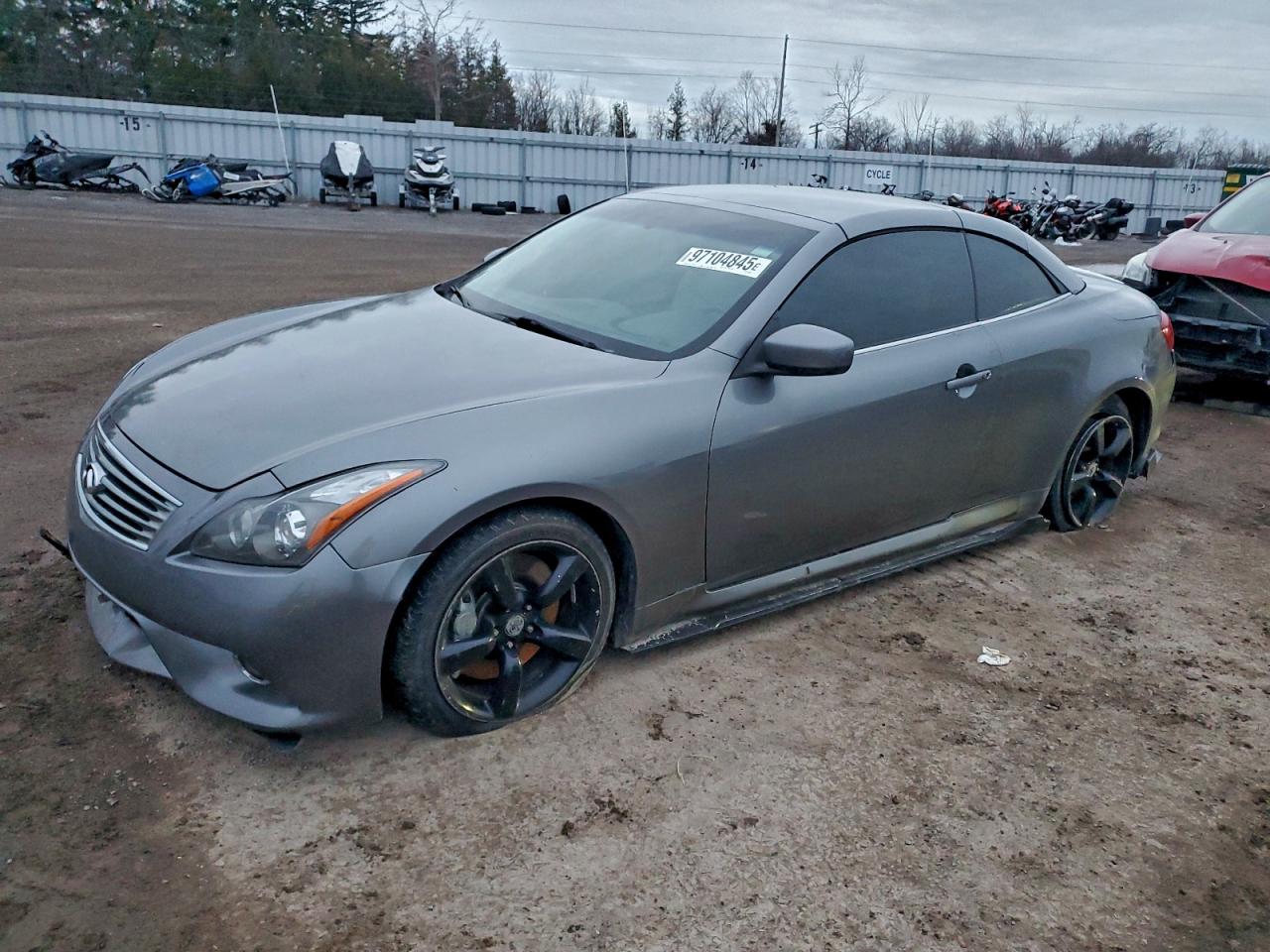 2011 INFINITI G37