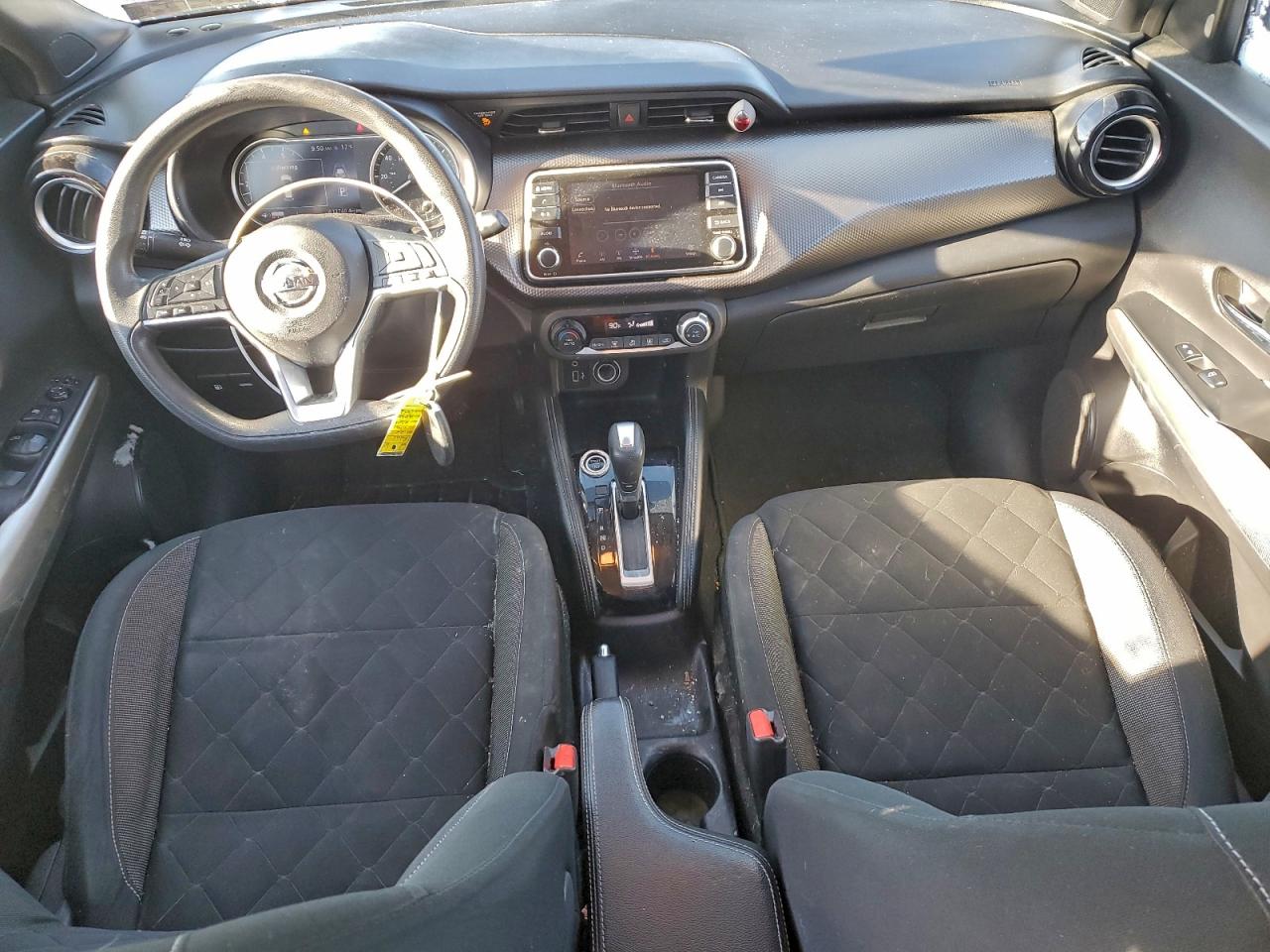 2020 NISSAN KICKS SV photo 8