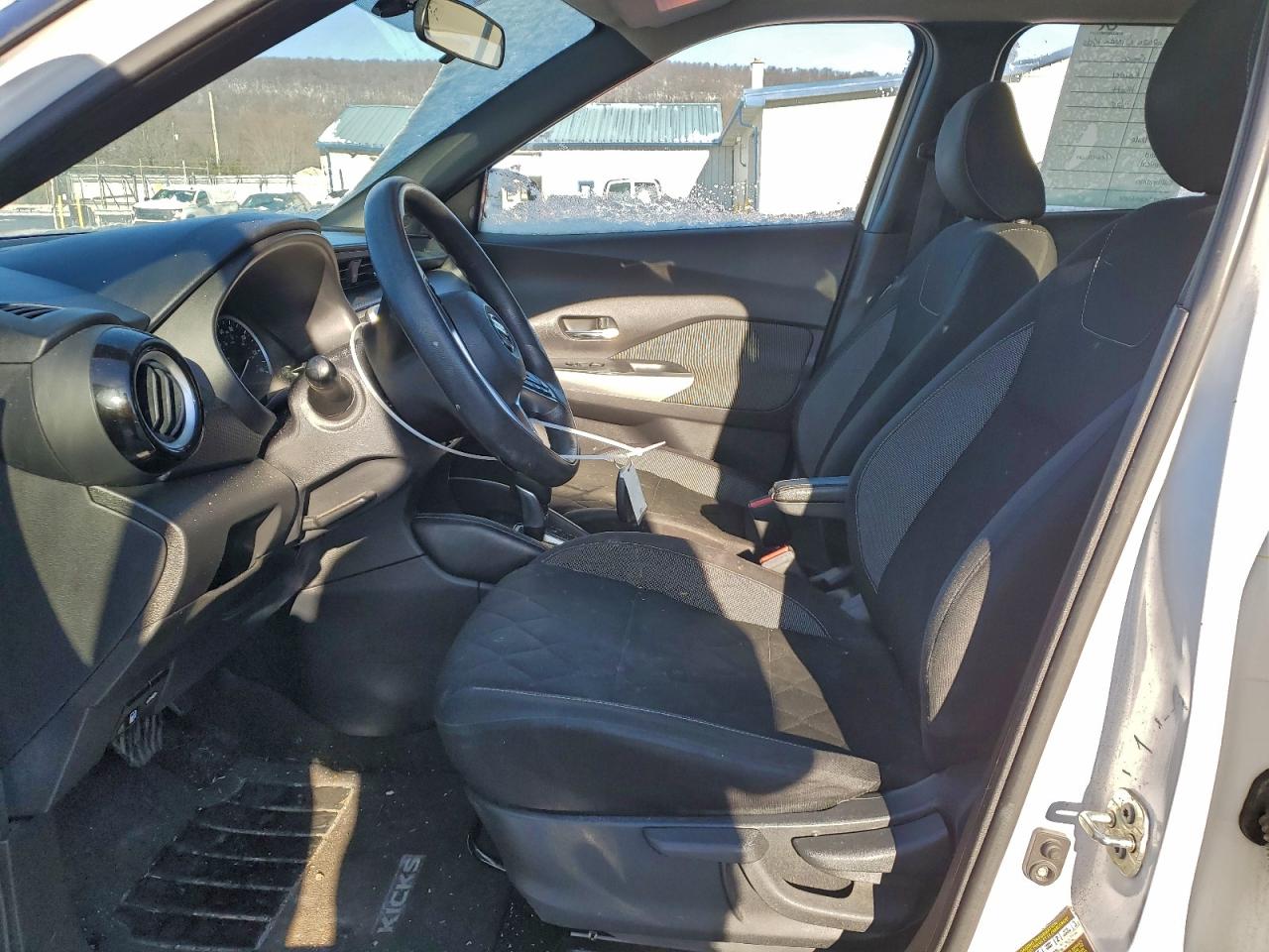 2020 NISSAN KICKS SV photo 7