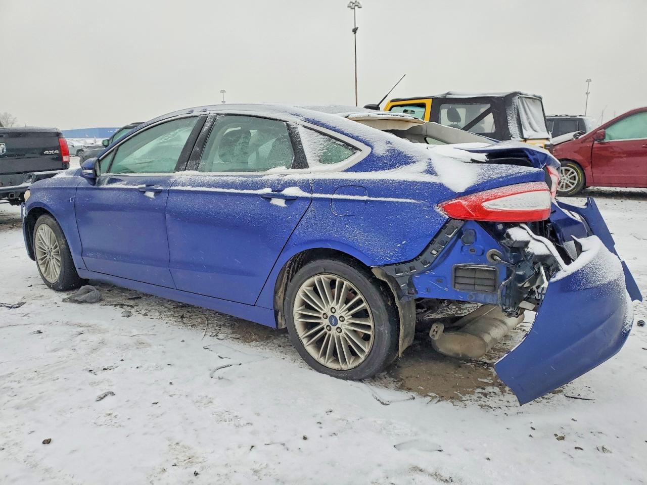 2014 FORD FUSION SE photo 2